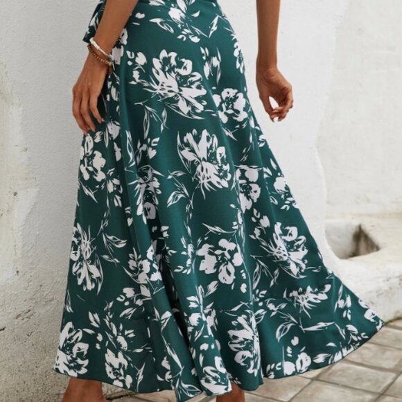 SHEIN floral wrap skirt (size S) - Picture 2 of 4